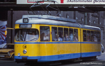 Arnold HN2603  Stra&szlig;enbahn Tram DUEWAG GT 6...