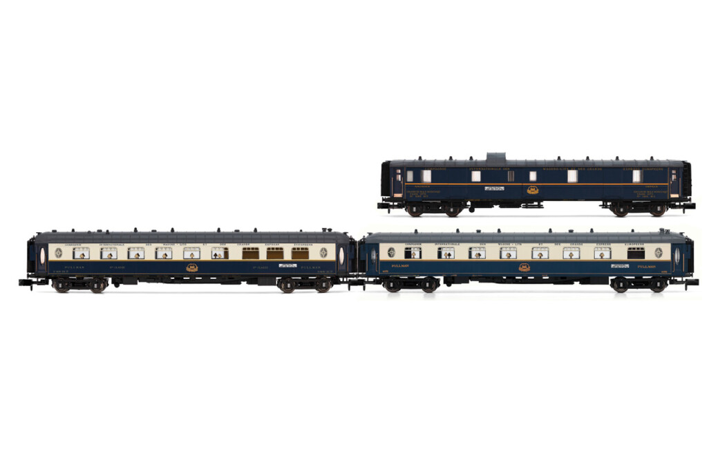 Arnold HN4490  3er-Set Pullman Personenwagen „Edelweiss Pullman Express“ Set ½ Ep. II  CIWL