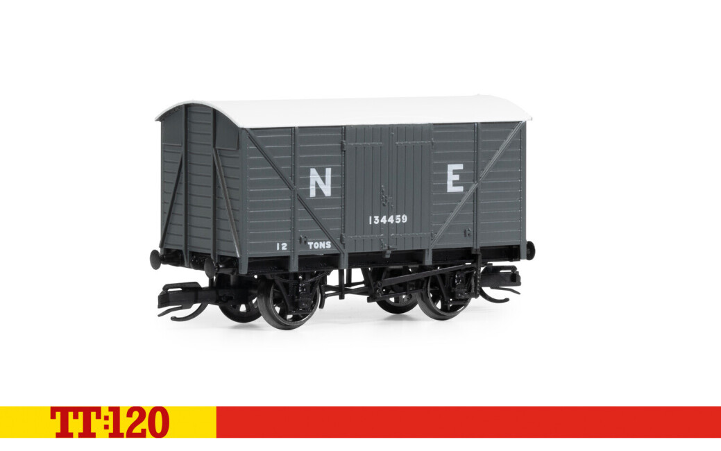 Hornby TT6004  Gedeckter Güterwagen Vent Van 61996 NE dunkelgrau Ep. II LNER