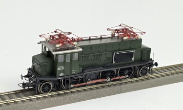 Rivarossi HR2853S  E-Lok E33 gr&uuml;n Ep. III  DB Sound