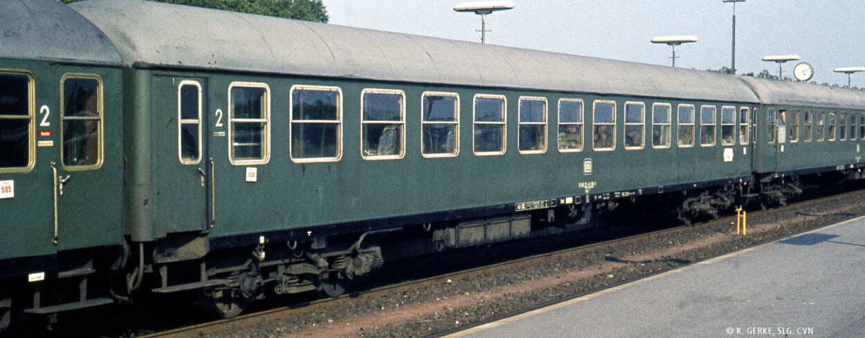 Brawa 58134  Schnellzugwagen Bm234  Ep. IV DB