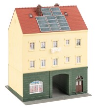 Faller 130628  Stadthaus mit Modellbaugesch&auml;ft