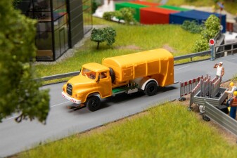 Faller 161440  Car System  LKW MAN 635 Kurzhauber...