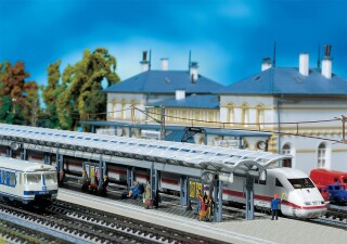 Faller 222121  2 ICE-Bahnsteige