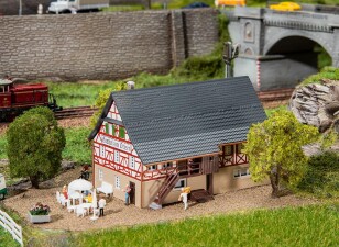 Faller 232192  Bauernhaus mit Gastwirtschaft