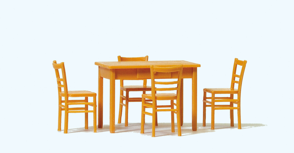 Preiser 65809  Tisch, 4 Stühle. Materialfarb