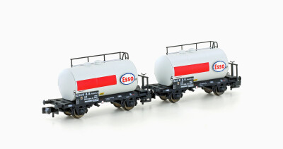 Hobbytrain H24832  2er-Set Leichtbau-Kesselwagen Esso...