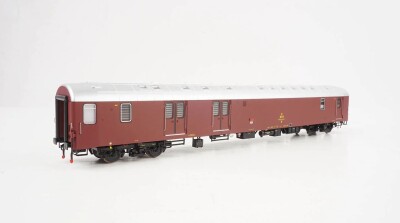 Heljan HE6133  Postwagen Litra P DSB  Ep. IV-V DSB