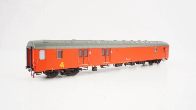 Heljan HE6136  Postwagen Litra P DSB  Ep. IV-V DSB