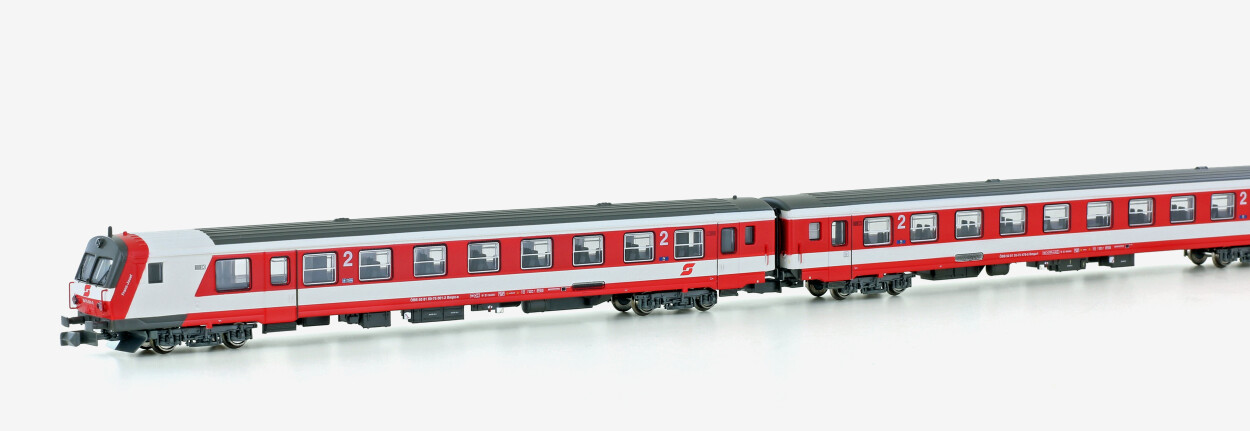 Jägerndorfer JC60370  3er-Set Personenwagen mit Steuerwagen Sparlack  Ep. IV ÖBB