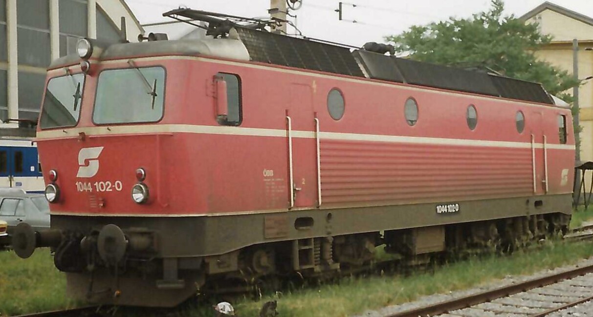 Jägerndorfer JC64530  E-Lok Rh 1044 blutorange  Ep. IV-V ÖBB