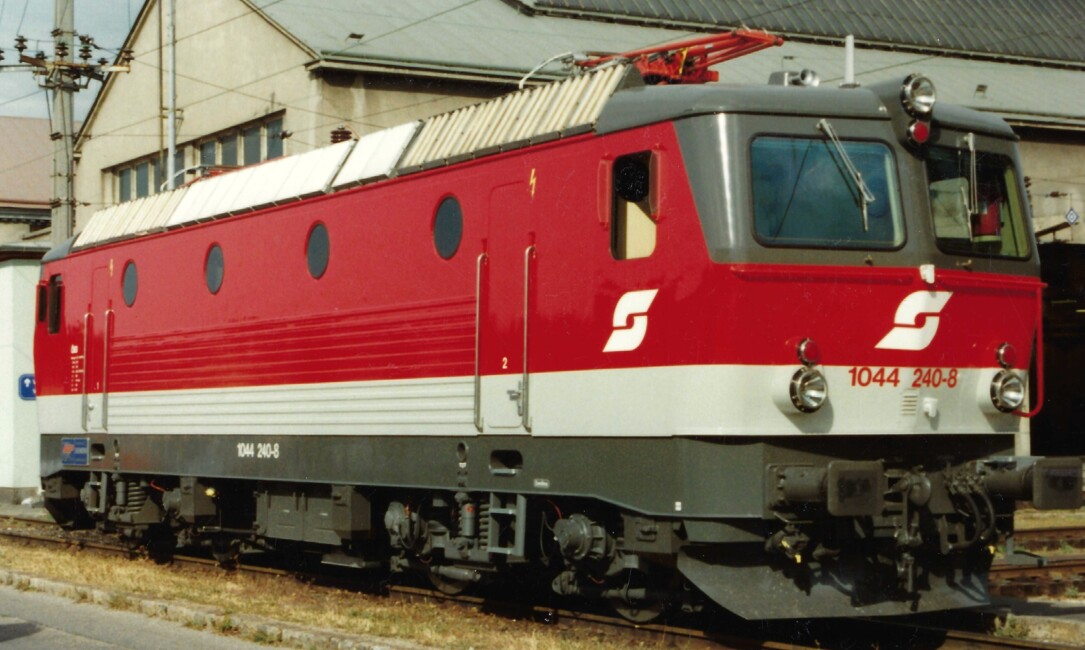 Jägerndorfer JC64550  E-Lok Rh 1044 Valousek  Ep. V ÖBB