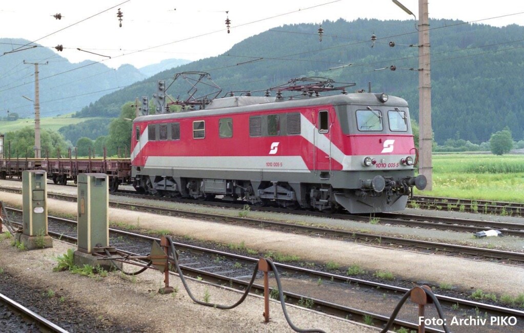 PIKO 21727 E-Lok Rh 1010 ÖBB  V + PluX22 Dec. Sound AC