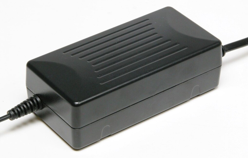 Scalextric P9300 Digital 15V 4 Amp Transformer