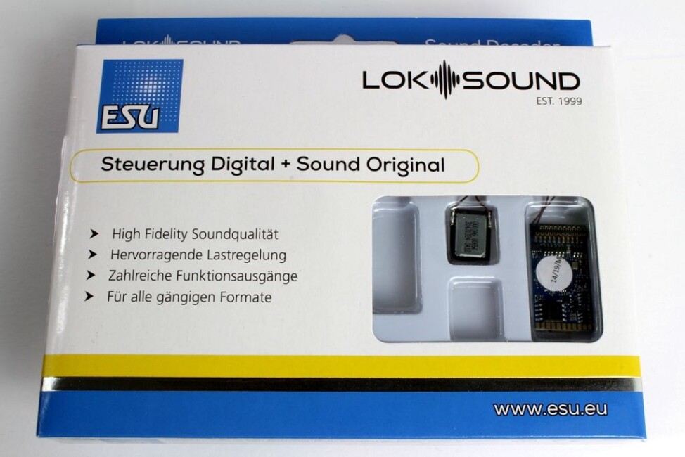 ESU 58419 LokSound 5 DCC/MM/SX/M4 21-Pin Sound Decoder With 11x15mm Speaker