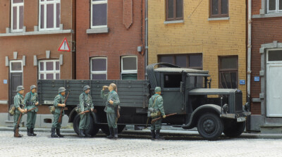 Artitec 5720009 WM-Infanterie wartet auf Transport