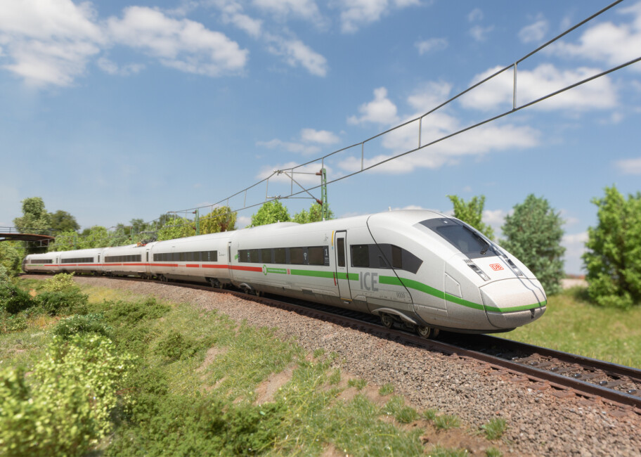 Märklin 39717 BR412/812 Triebzug ICE 4 DB AG Ep. VI, verschmutzter