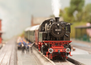 M&auml;rklin 39665 Dampflok 66 002 DB Clubmodell 2025