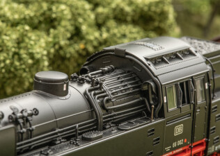 M&auml;rklin 39665 Dampflok 66 002 DB Clubmodell 2025