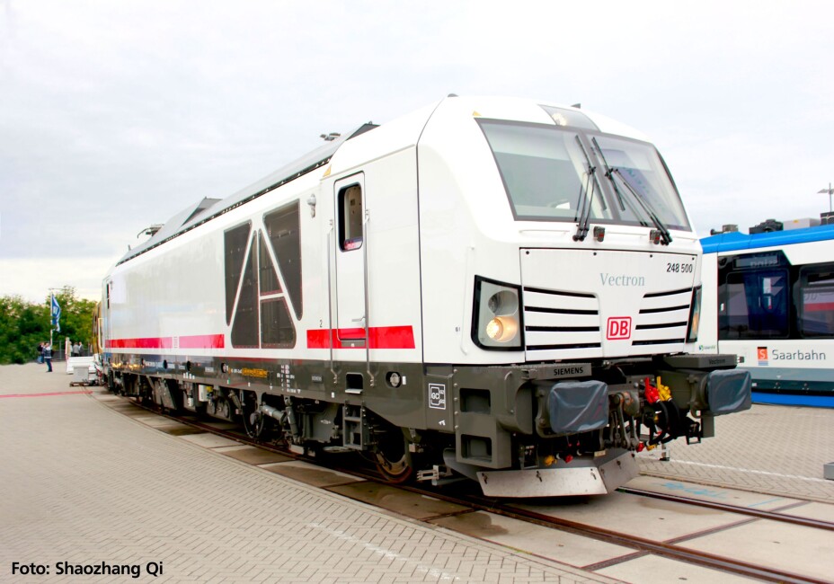 PIKO 52117 Diesel-/E-Lok BR 248 IC Farben DB AG Ep. VI Sound AC