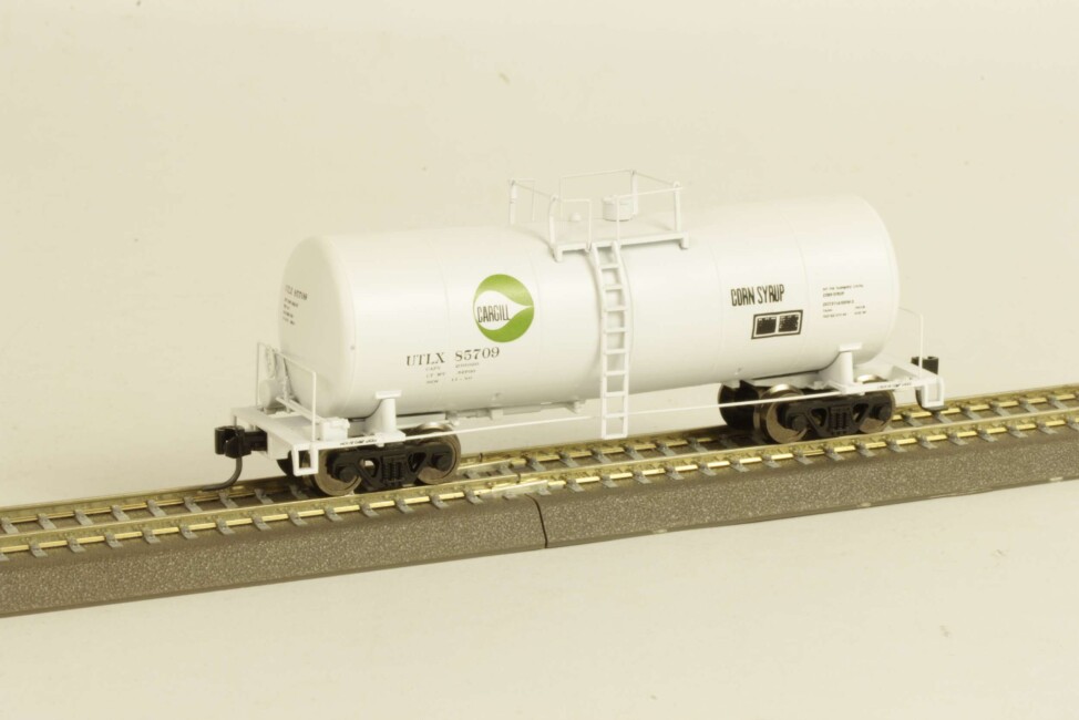 Zeuke-TT 85709 mtb Kesselwagen weiß 40ft. 16.000 gal. "Cargill" No. 85709