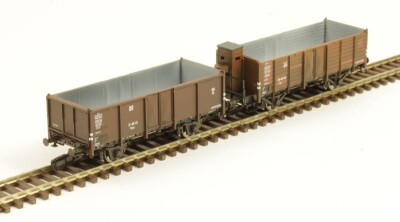 H&Auml;DL 25117  G&uuml;terwagenset I, 2 offene G&uuml;terwagen Ep. III DR Exklusivmodell Nr. 12