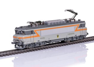 Trix 25163 E-Lok BB 2200 SNCF