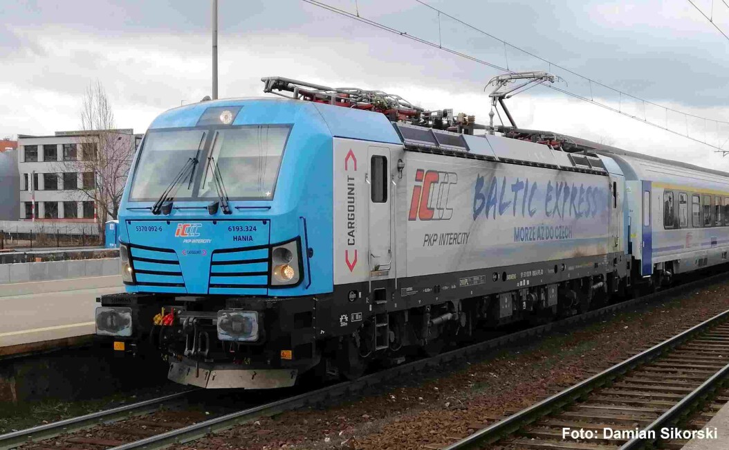 PIKO 21803 E-Lok BR 193 Baltic PKP IC Ep. VI