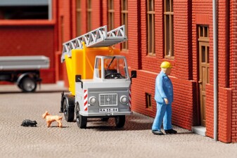 Auhagen 41689 Multicar M22 Drehleiter Bauhof