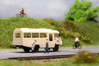 Auhagen 66052 Robur LO3000 Mehrzweckbus DR RAW...