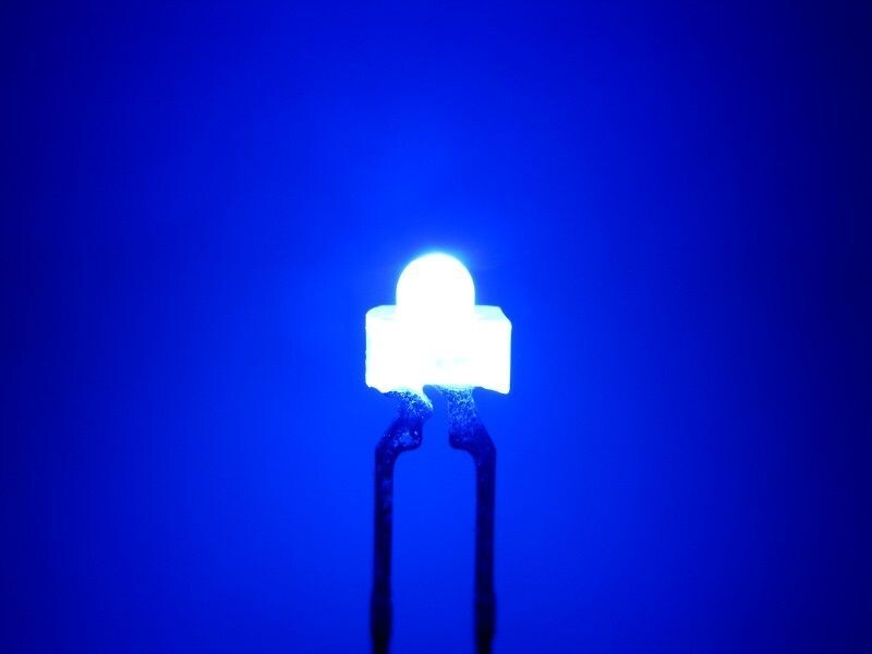 Schönwitz 50649 LED 1,8mm blau diffus eingefärbt