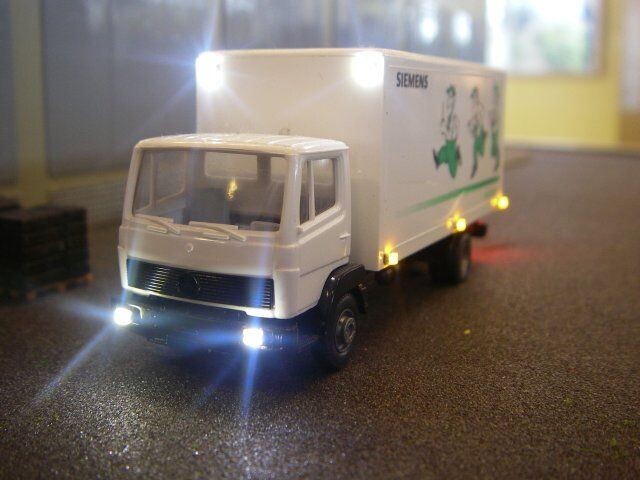 Schönwitz 50032 LED Beleuchtungsset LKW Standmodelle / Car System