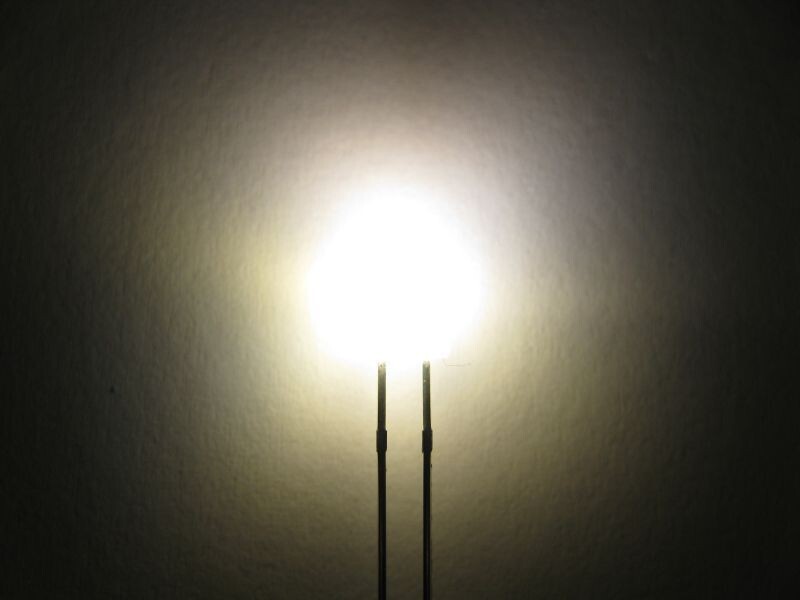 Schönwitz 50801 Tower LED lang 2mm warmweiß diffus blinkend 1,8Hz