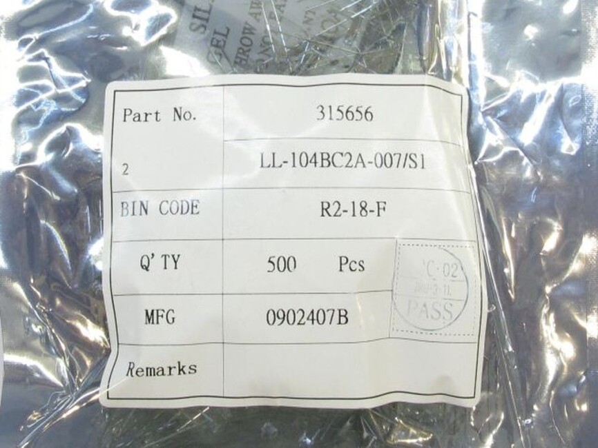 Schönwitz LED-Restposten-13 500 Stück LED THT bedrahtet blau 1,8mm LuckyLight LL-104BC2A-007/S1