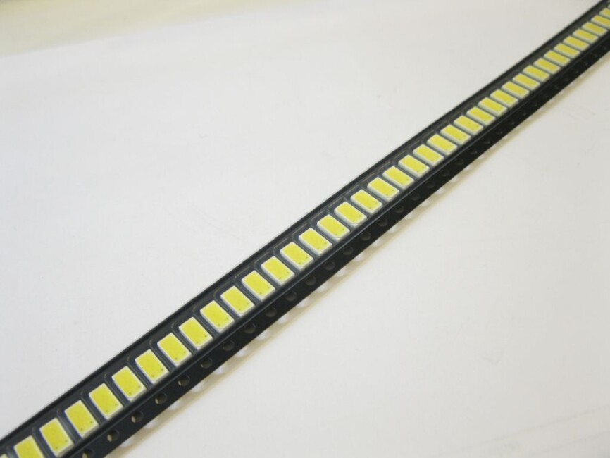 Schönwitz LED-Restposten-25.1 100 Stück LED SMD kaltweiß 6530K LG Innotek LEMWS59T75FZ00