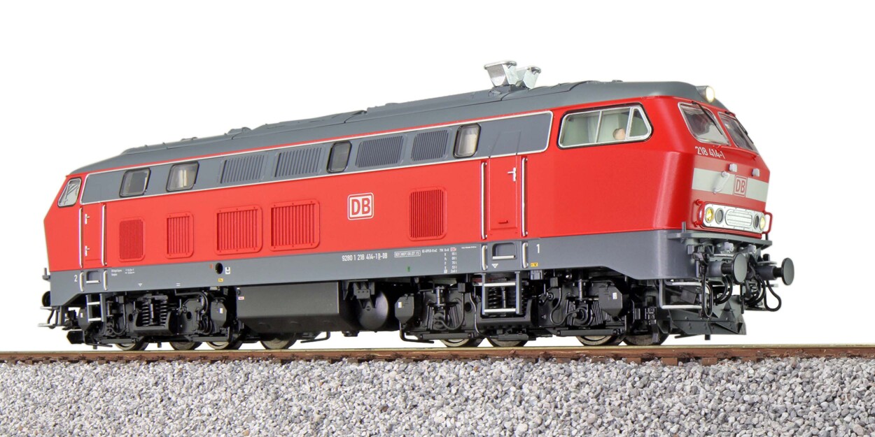 ESU 31017 BR218 Diesellok verkehrsrot 218 414 Ep VI DB AG Sound + Dampf