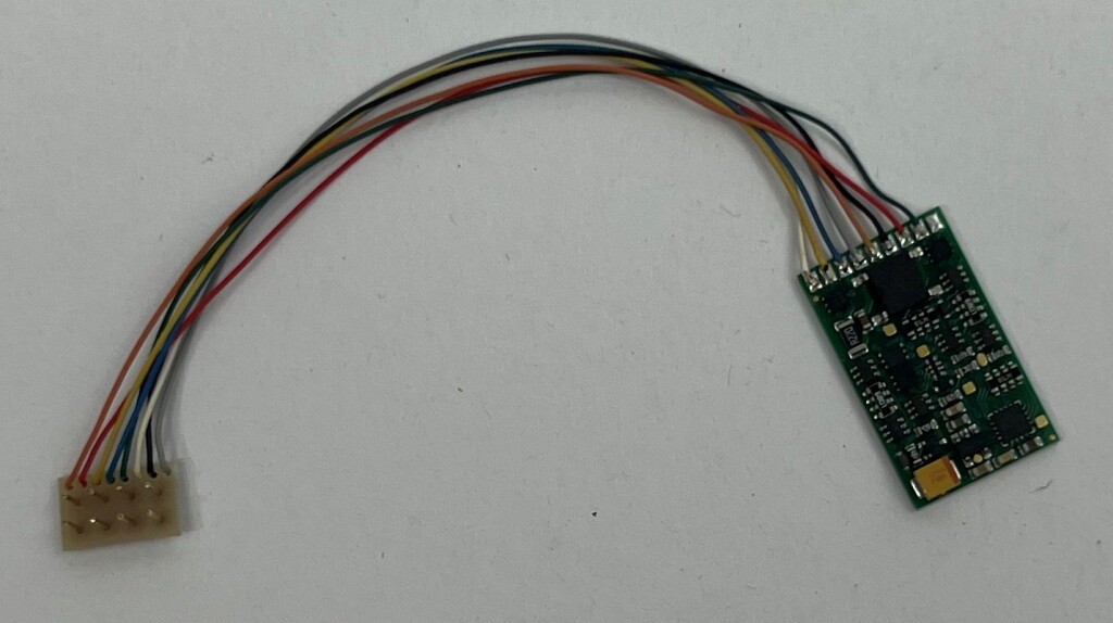 B-Ware Lenz 10231-02 Decoder Standard+ V2 NEM652