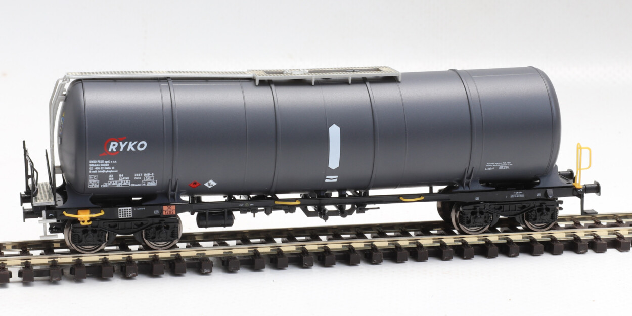 igra 96200077 Kesselwagen Zans 88 Ryko Ep. VI