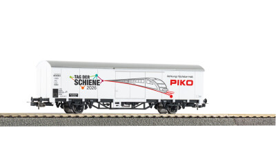 PIKO 27900 Gedeckter G&uuml;terwagen Tag der Schiene 2026