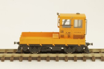 M&amp;M Modell SKL24 mit Pritsche in orange, DR,...