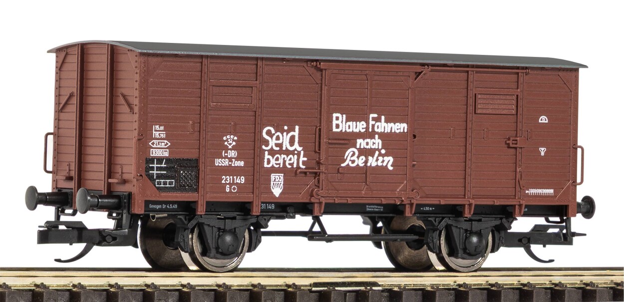 PIKO 47855 Gedeckter Güterwagen G02 FDJ DR Ep. III