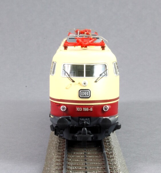【お得日本製】DB ドイツ鉄道 BR103 198 TEE色　ep.Ⅳ AC&DCモード選択可能/DCC sound モデル 外国車輌