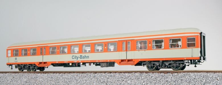 ESU 36477 n-Wagen Bnrzb 778.1 orange lichtgrau, 22-34 021-2, 2. Kl. Ep. IV DB