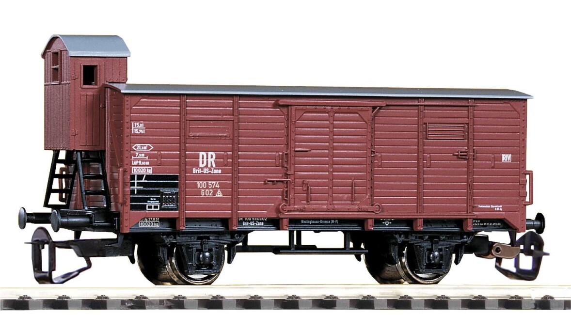 PIKO 47760 Gedeckter Güterwagen mit Bremserhaus Ep. III DR