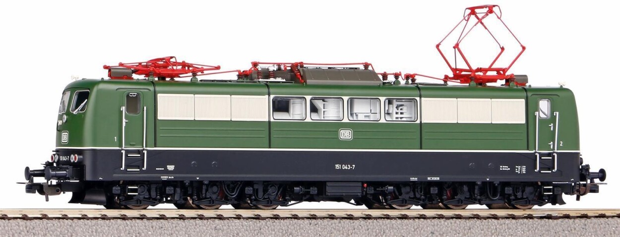 PIKO 51316 BR 151 E-Lok, 151 043-7 Ep. IV DB Sound