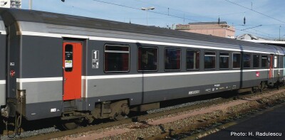 Roco 74537 Corail-Gro&szlig;raumwagen 1.Kl. Ep. V-VI SNCF