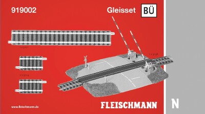 Fleischmann 919002 Gleisset B&Uuml;, mit Bahn&uuml;bergang