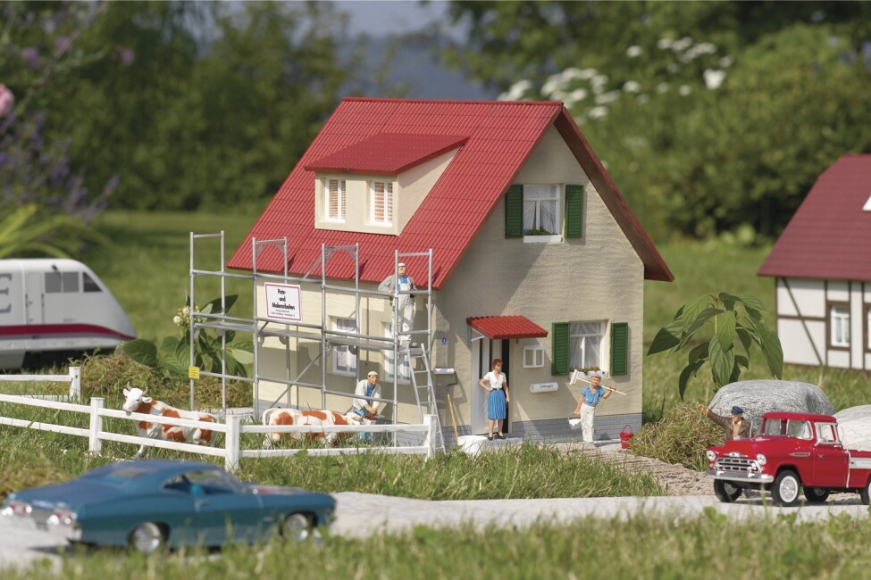 PIKO 62072 Wohnhaus mit Gerüst