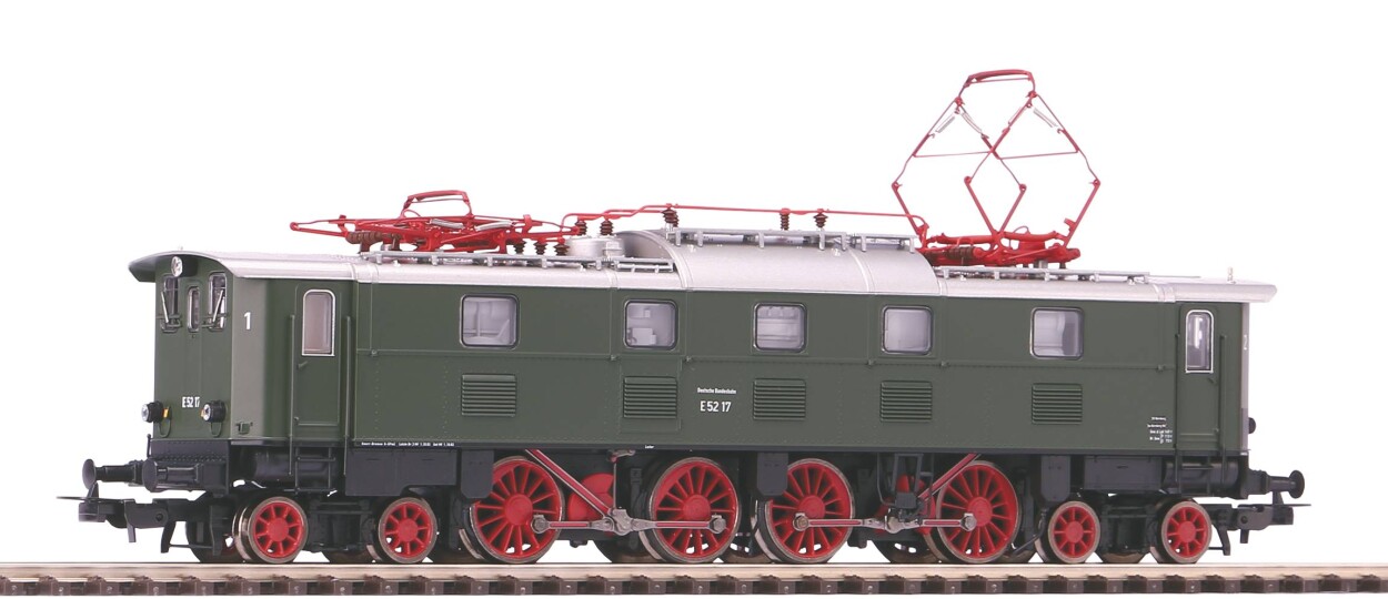 PIKO 51824 BR E 52 E-Lok Ep. III DB