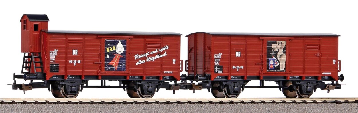 PIKO 58373 2-Set Gedeckter Güterwagen "Fit", Ep. III DR